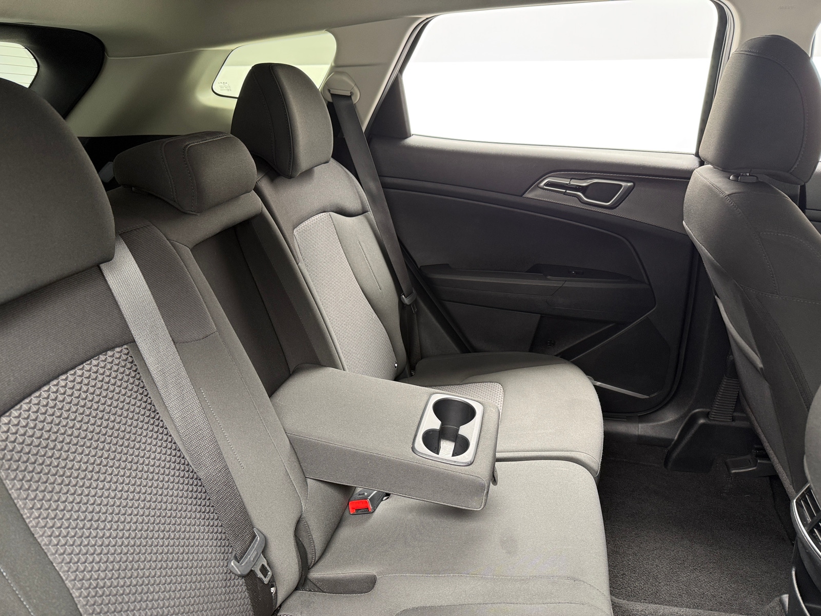 Thumbnail: 2025 Kia Sportage - 6