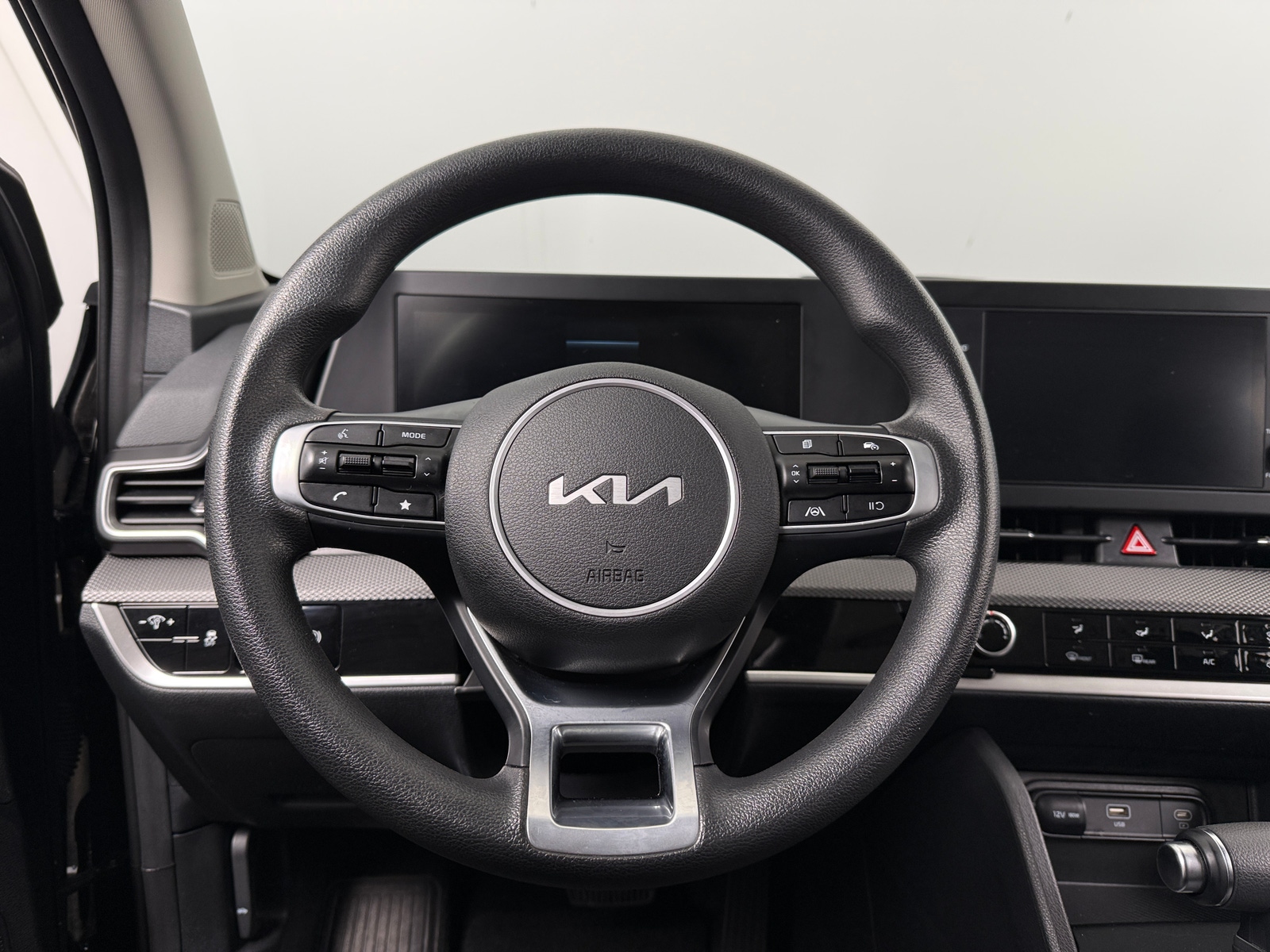 Thumbnail: 2025 Kia Sportage - 5