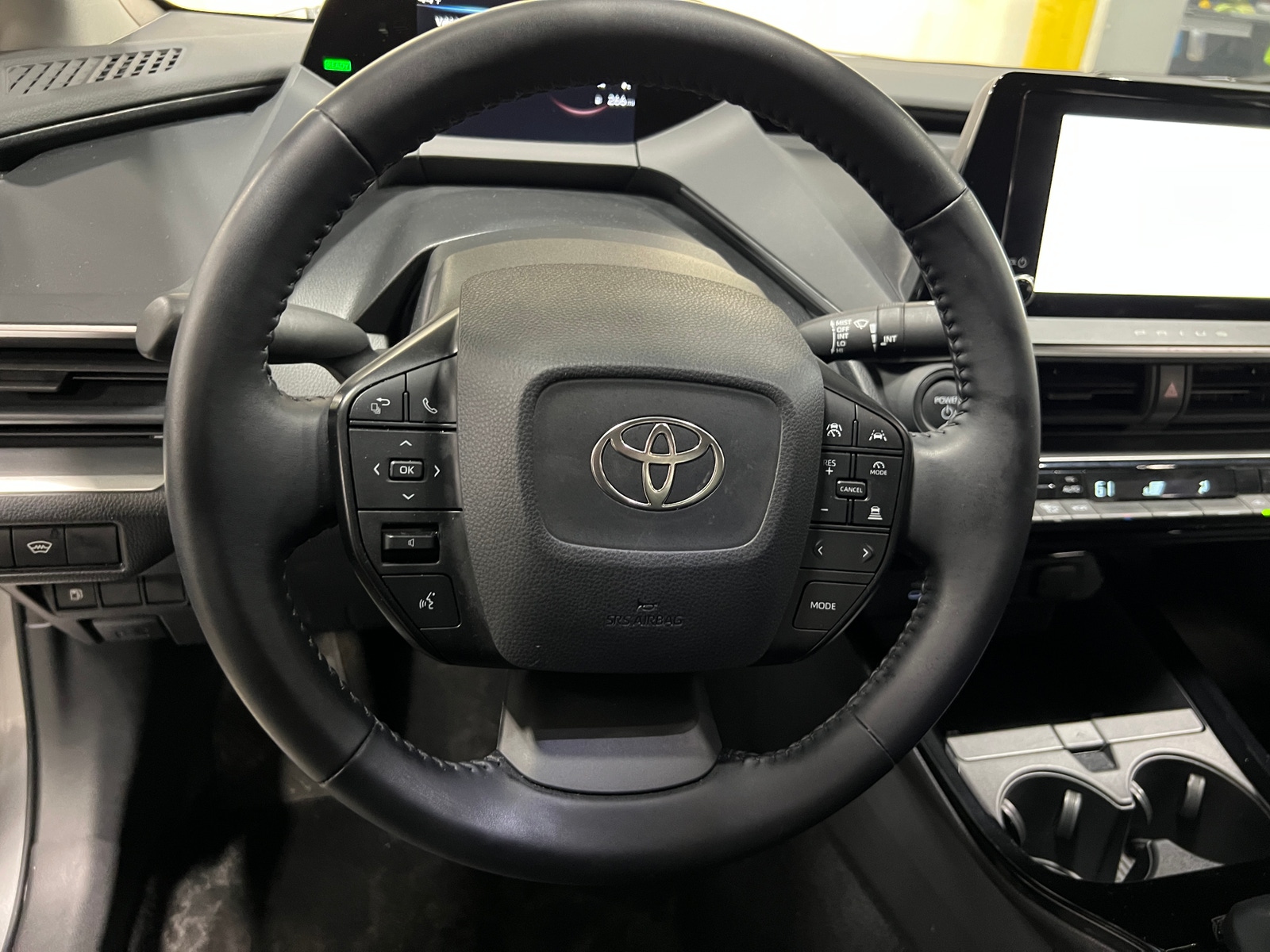 Thumbnail: 2025 Toyota Prius - 5