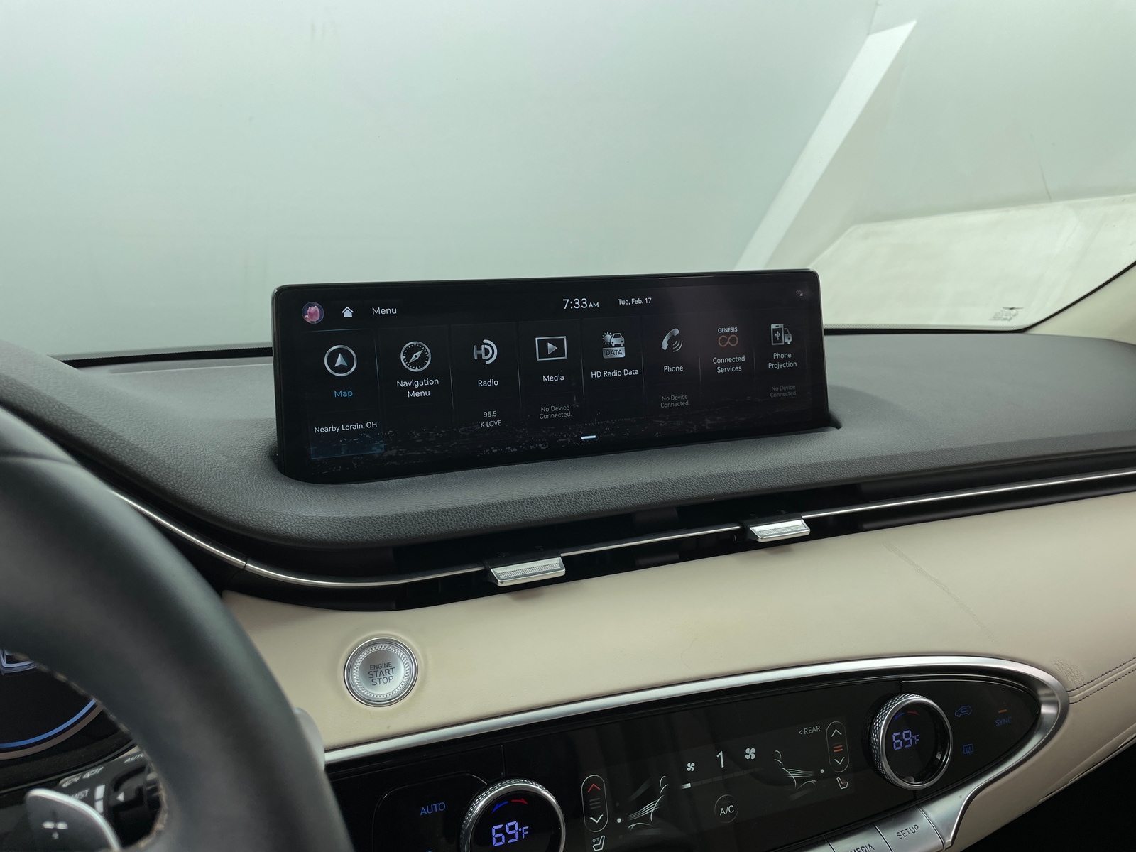 Thumbnail: 2023 Genesis GV70 - 3