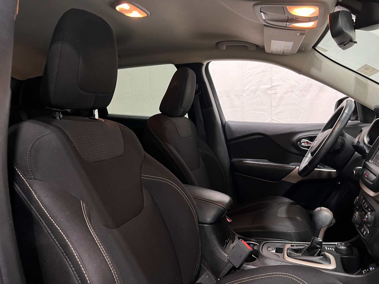 Thumbnail: 2017 Jeep Cherokee - 2