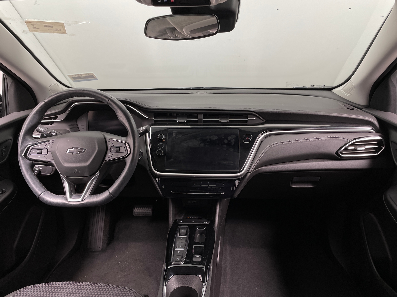 Thumbnail: 2023 Chevrolet Bolt EUV - 3