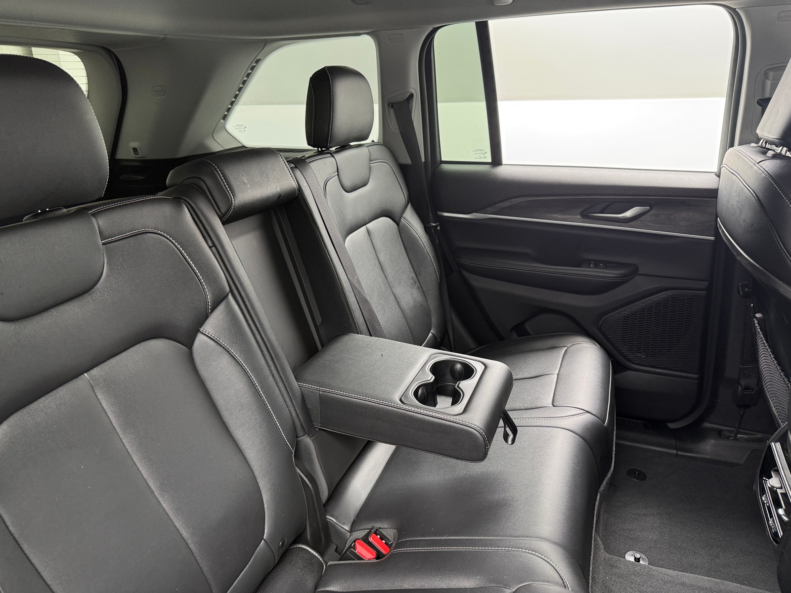 Thumbnail: 2023 Jeep Grand Cherokee - 5