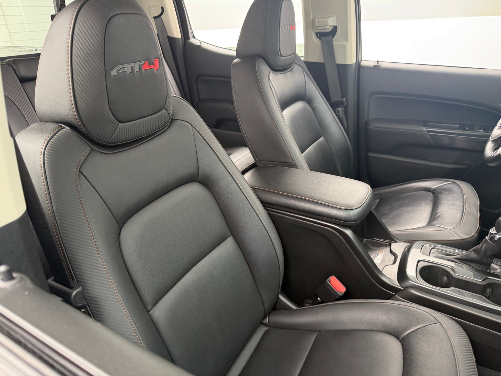 Thumbnail: 2022 GMC Canyon - 2