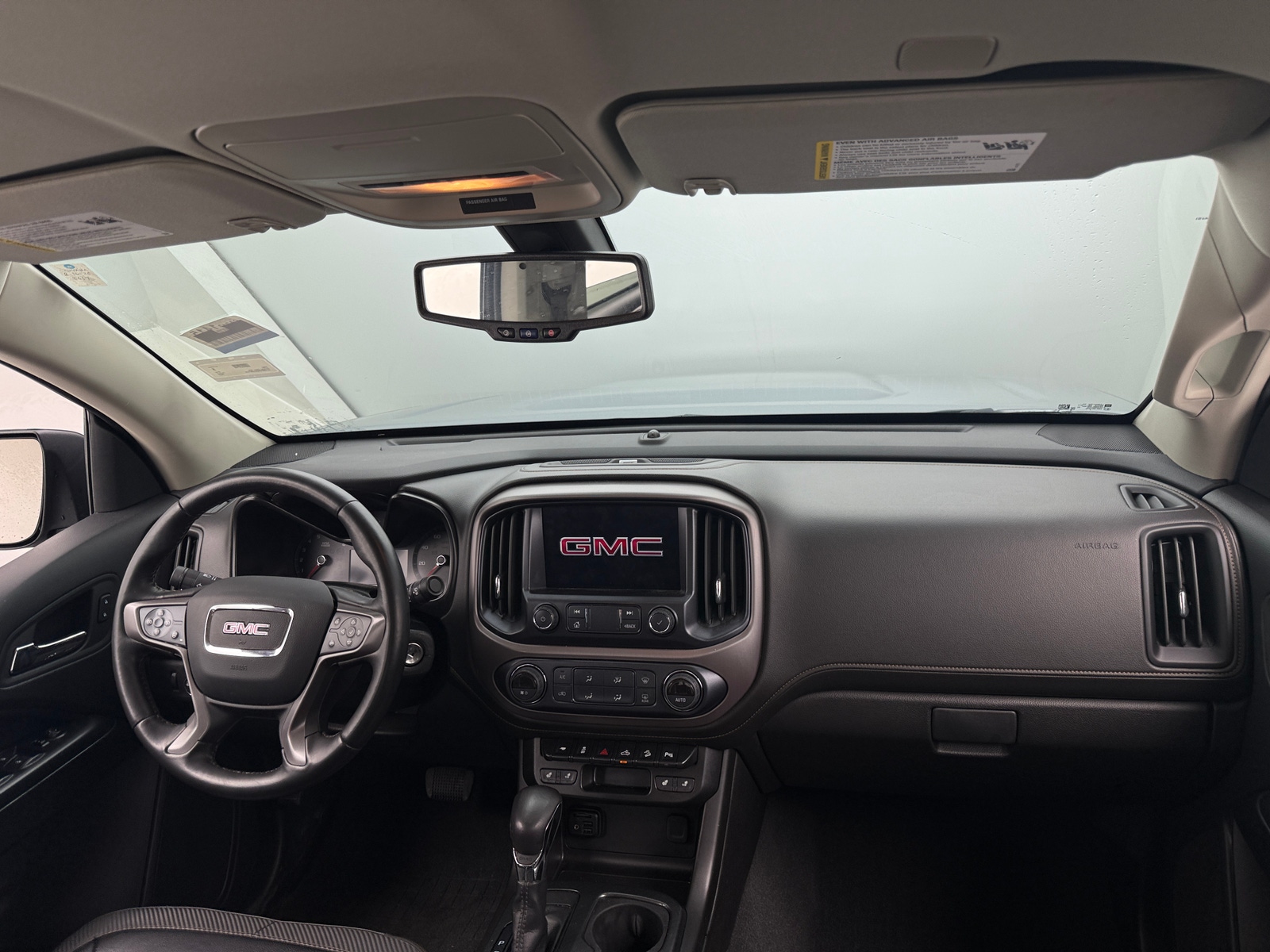 Thumbnail: 2022 GMC Canyon - 3