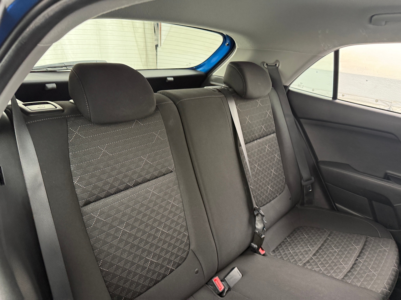 Thumbnail: 2021 Kia Rio - 6