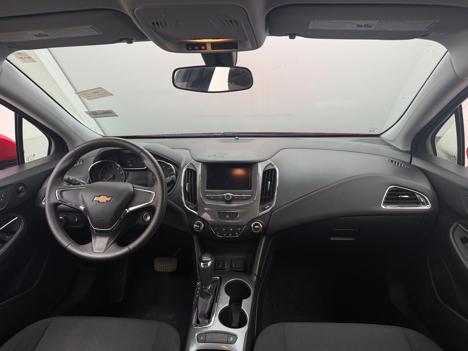 Thumbnail: 2019 Chevrolet Cruze - 3