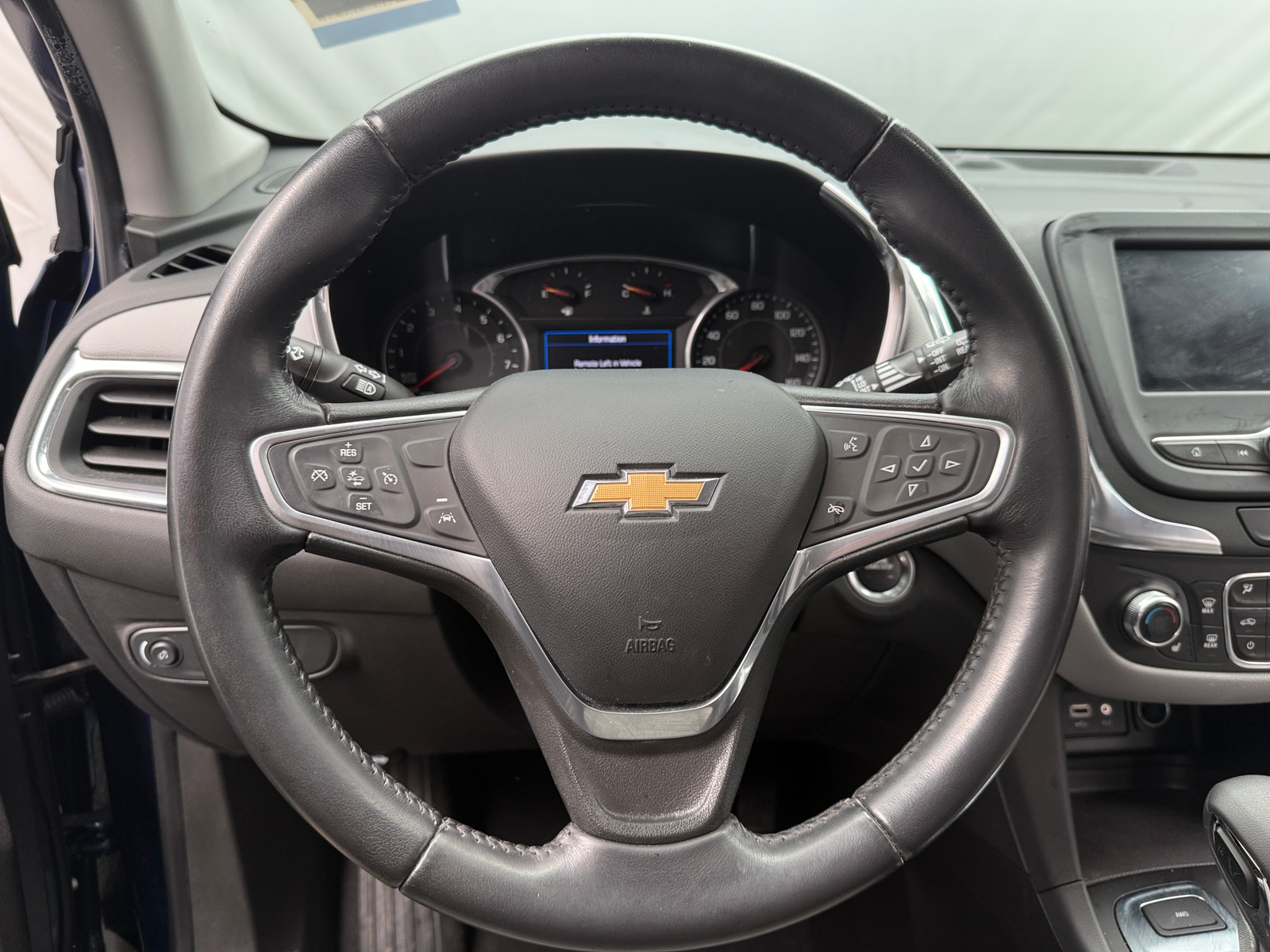 Thumbnail: 2022 Chevrolet Equinox - 5