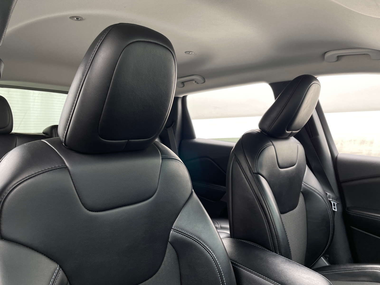 Thumbnail: 2019 Jeep Cherokee - 2