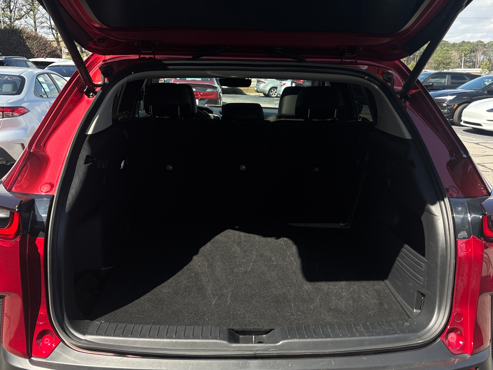 Thumbnail: 2025 Mazda CX-50 - 6