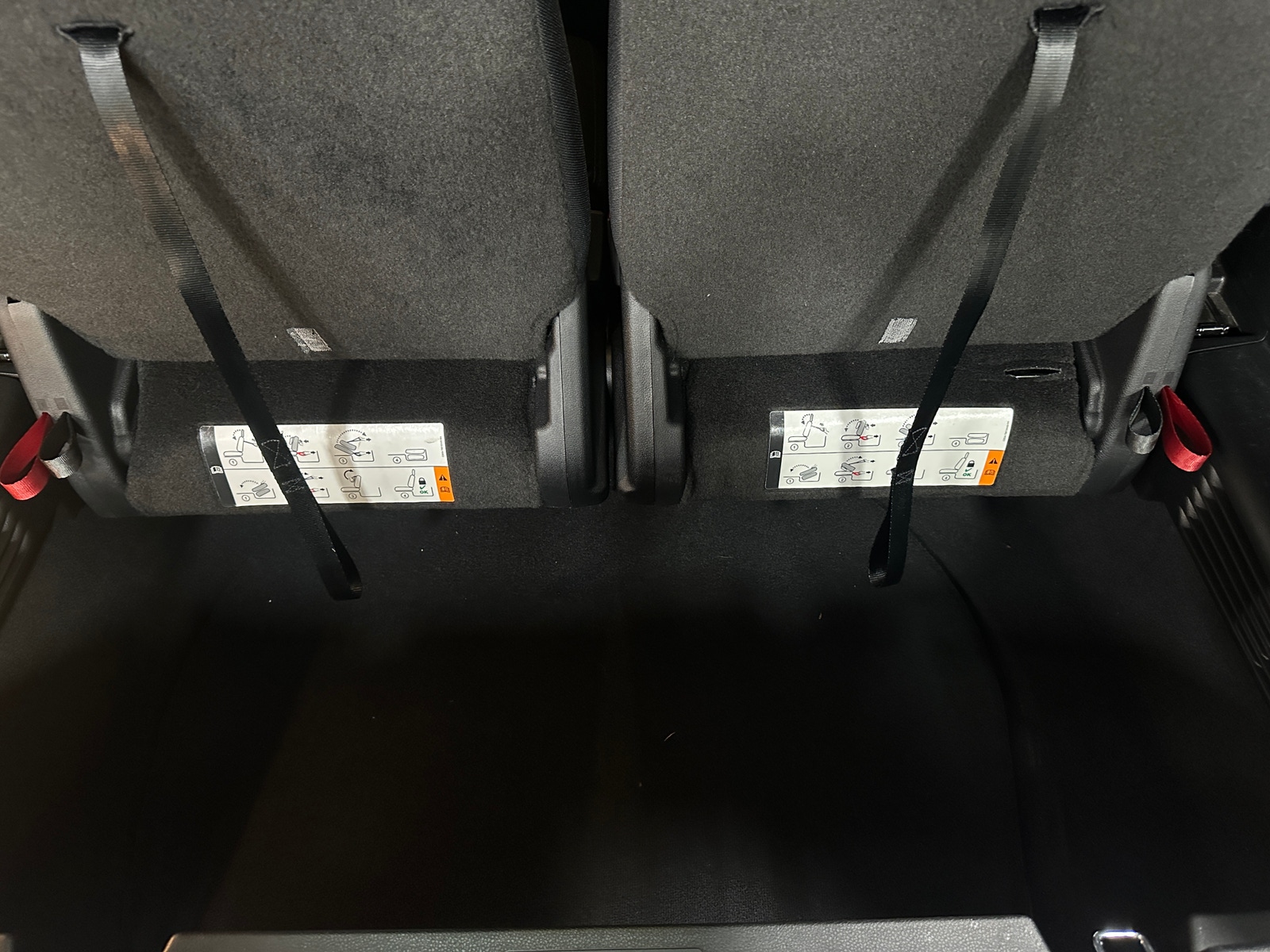 Thumbnail: 2016 Ford Explorer - 7