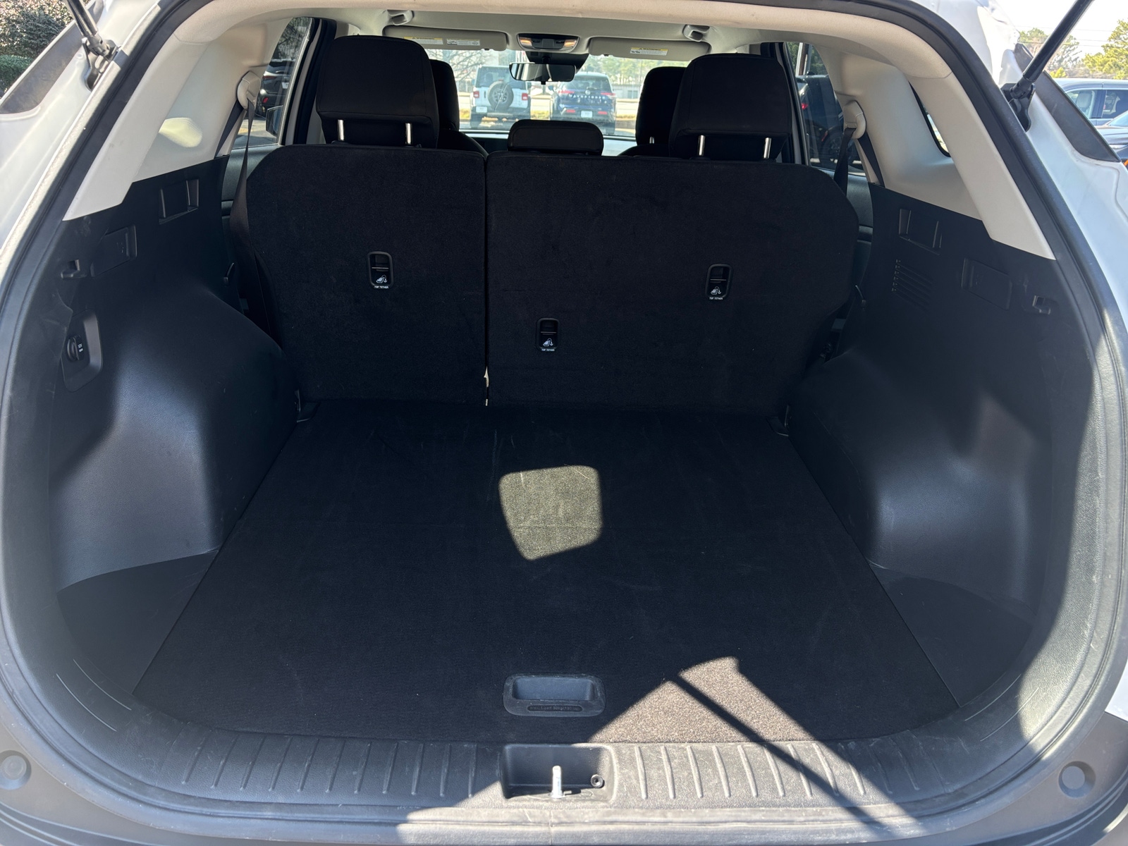 Thumbnail: 2025 Kia Sportage - 6