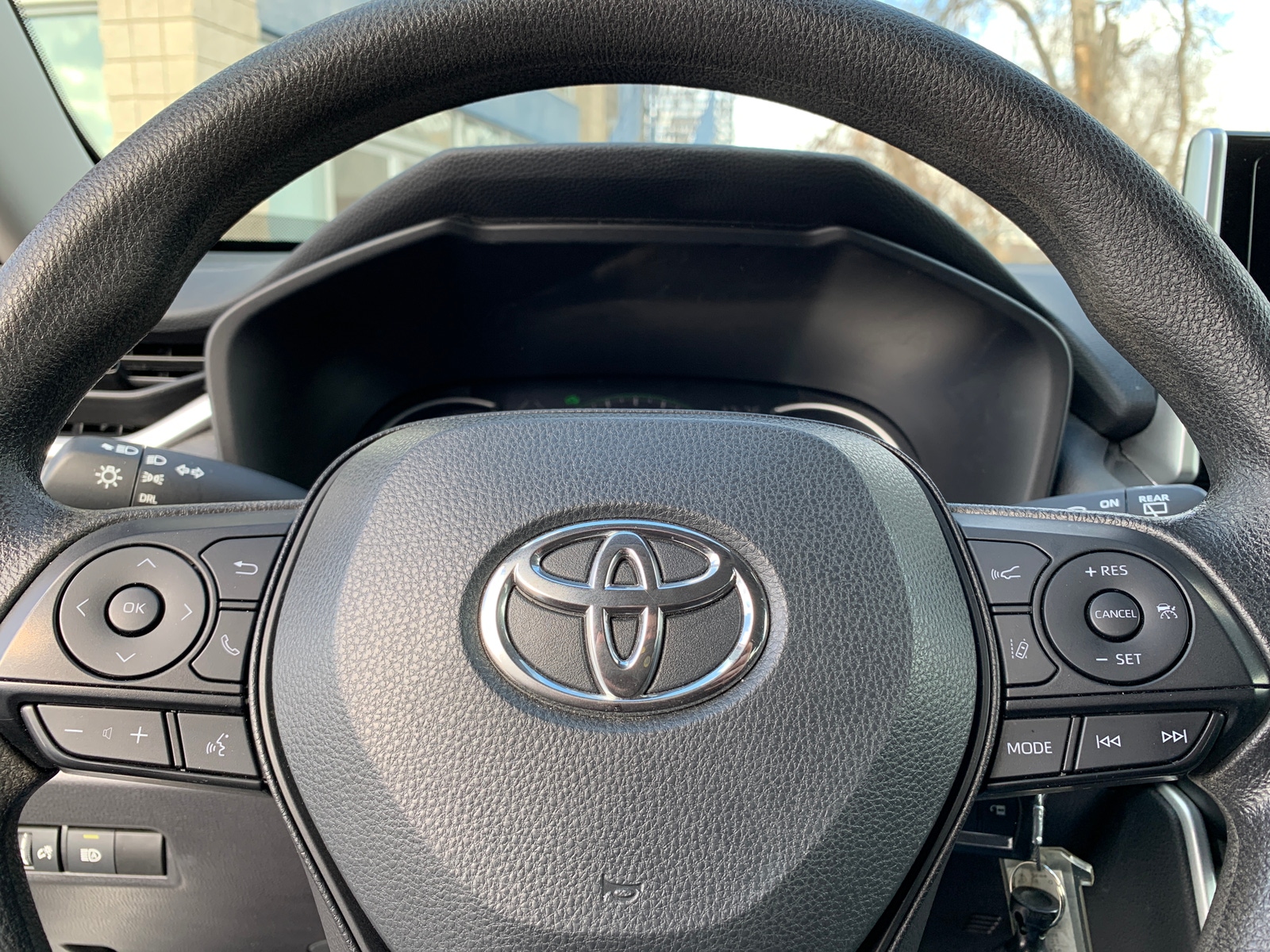 Thumbnail: 2025 Toyota RAV4 - 5