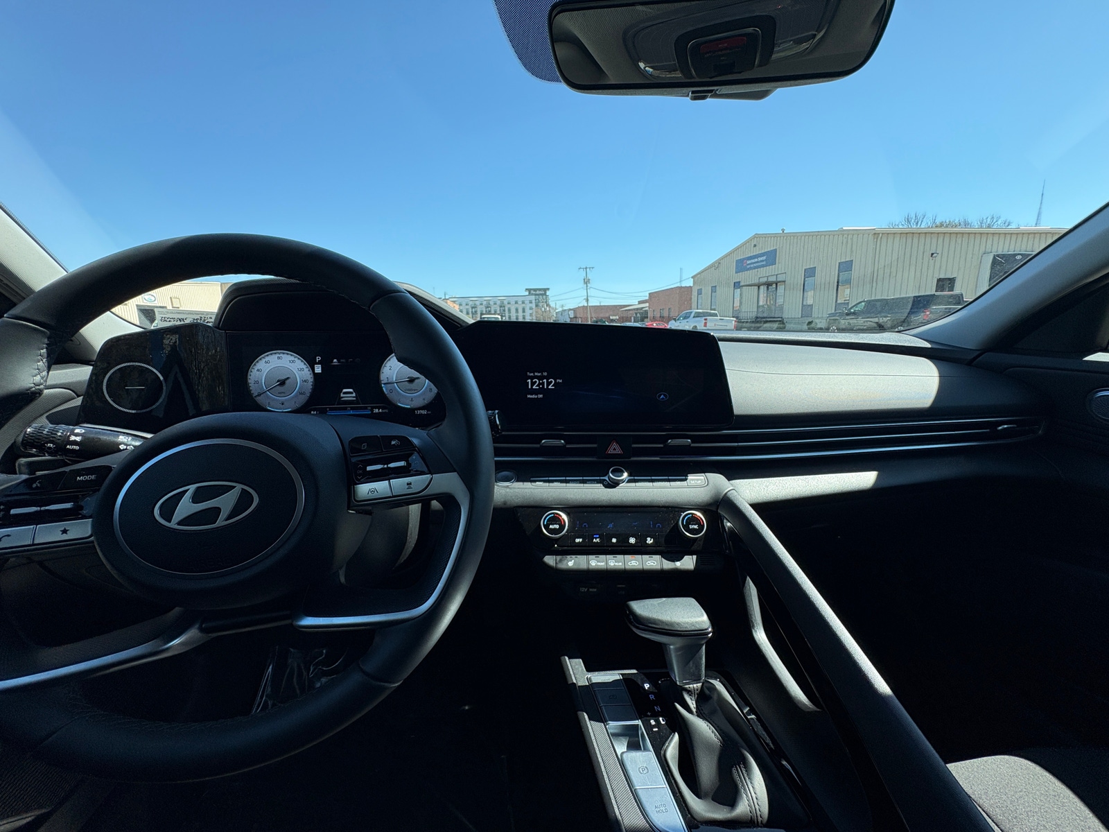 Thumbnail: 2025 Hyundai Elantra - 3