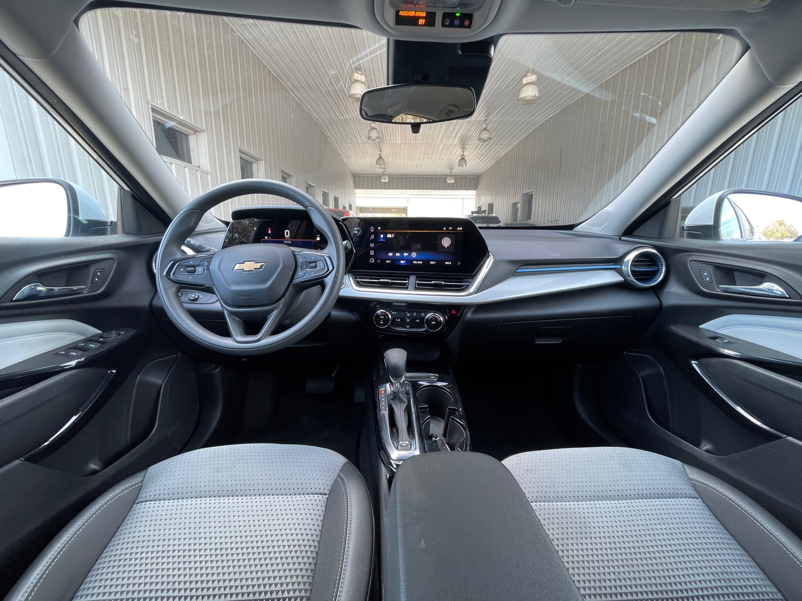 Thumbnail: 2025 Chevrolet Trax - 3