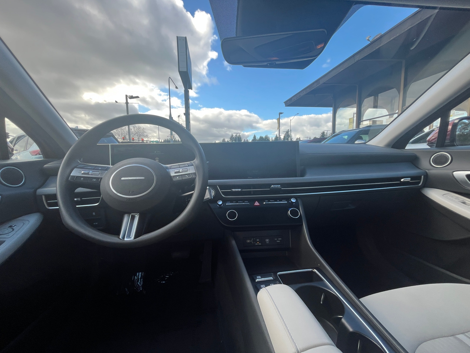 Thumbnail: 2025 Hyundai Sonata - 3