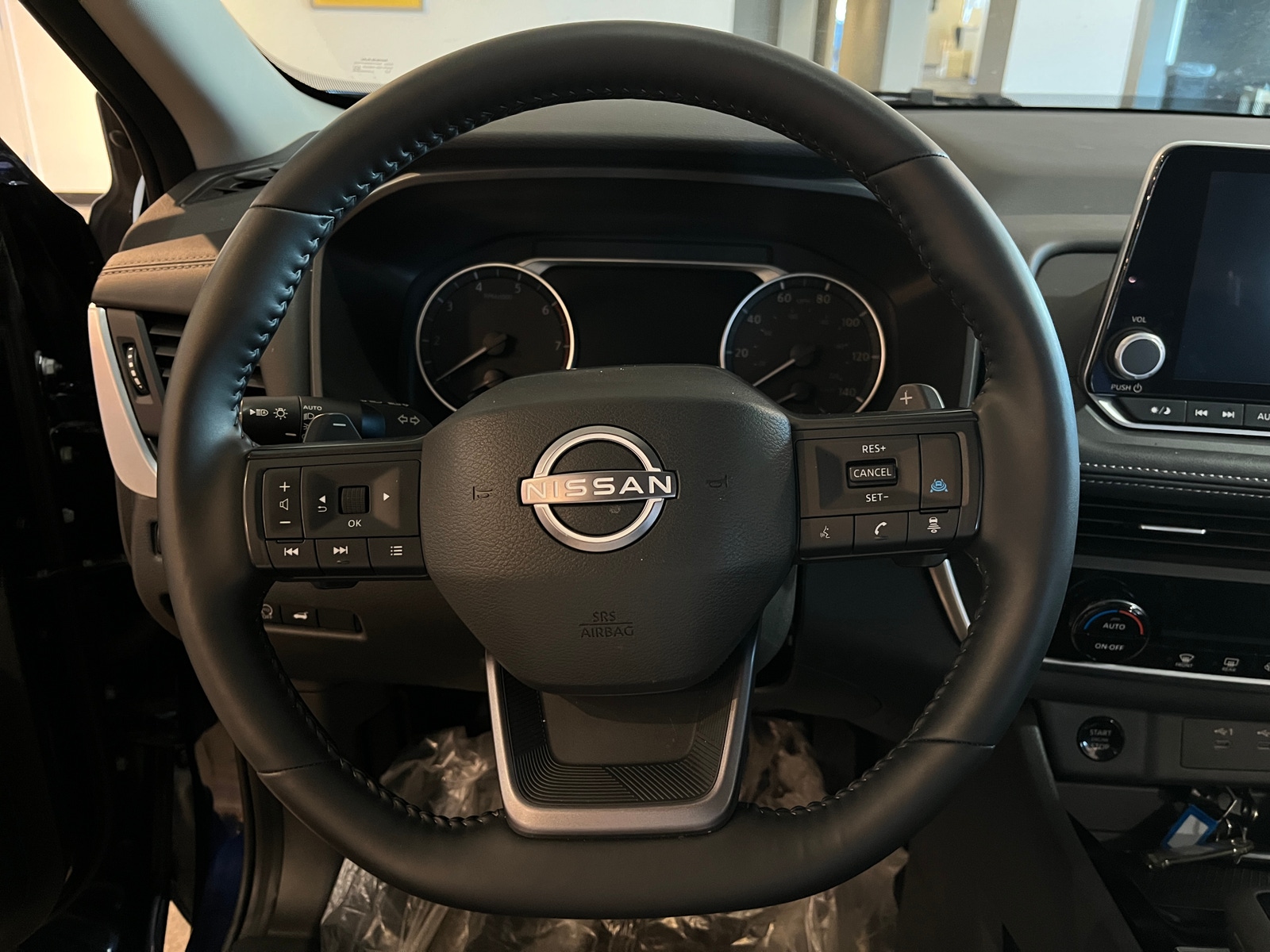 Thumbnail: 2025 Nissan Rogue - 5