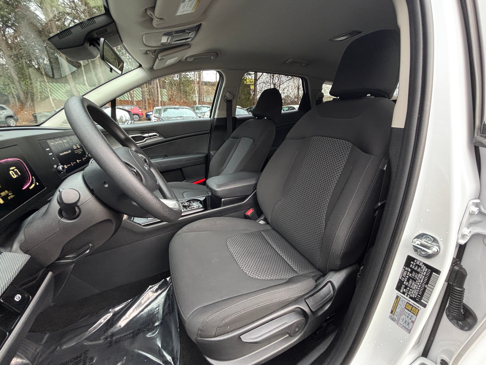 Thumbnail: 2025 Kia Sportage - 2