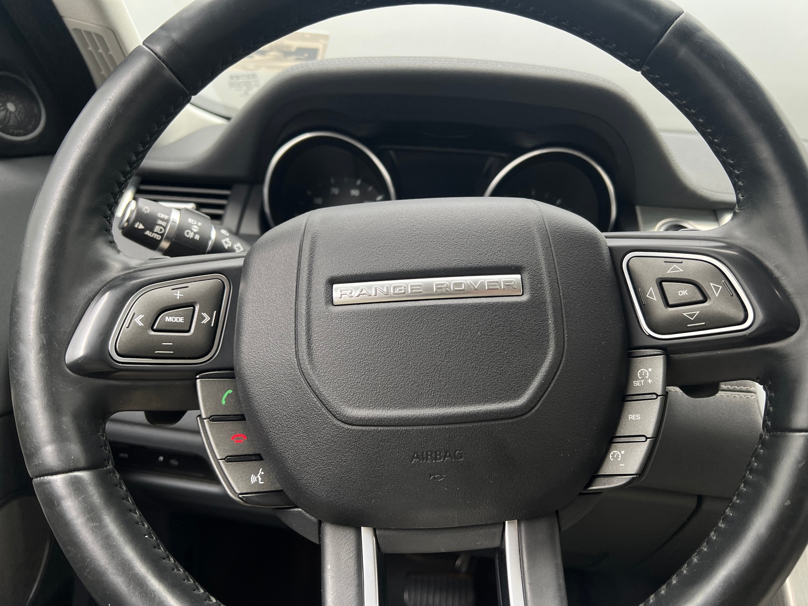 Thumbnail: 2016 Land Rover Range Rover Evoque - 4