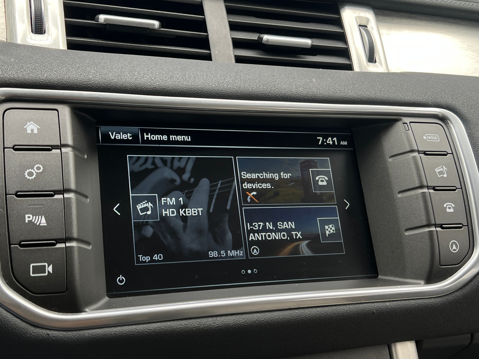 Thumbnail: 2016 Land Rover Range Rover Evoque - 3