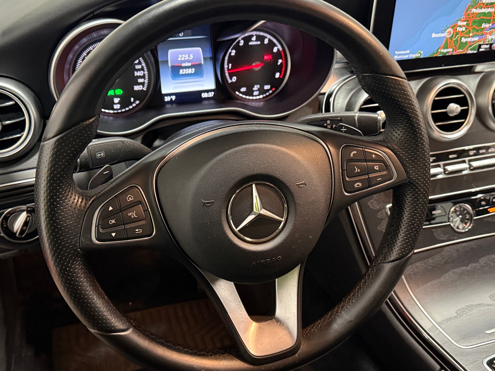 Thumbnail: 2016 Mercedes-Benz C-Class - 4