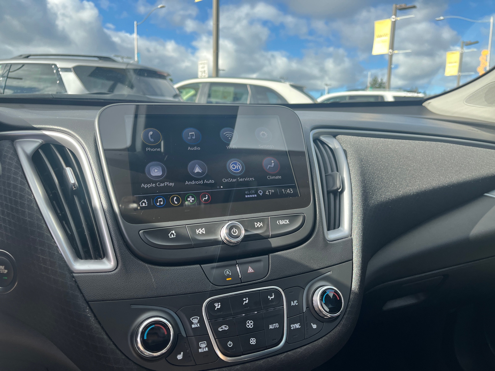 Thumbnail: 2024 Chevrolet Malibu - 4