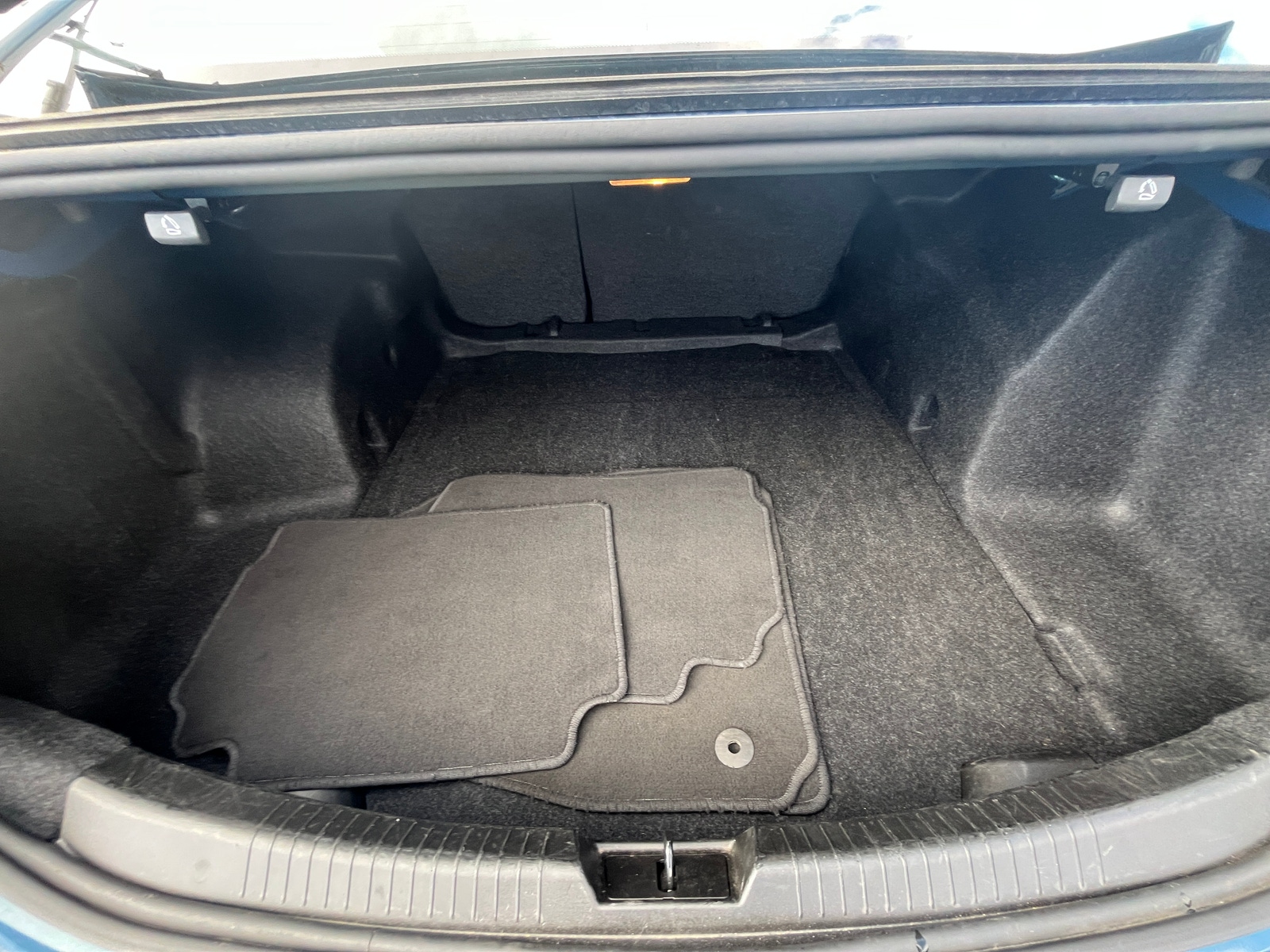 Thumbnail: 2024 Chevrolet Malibu - 6