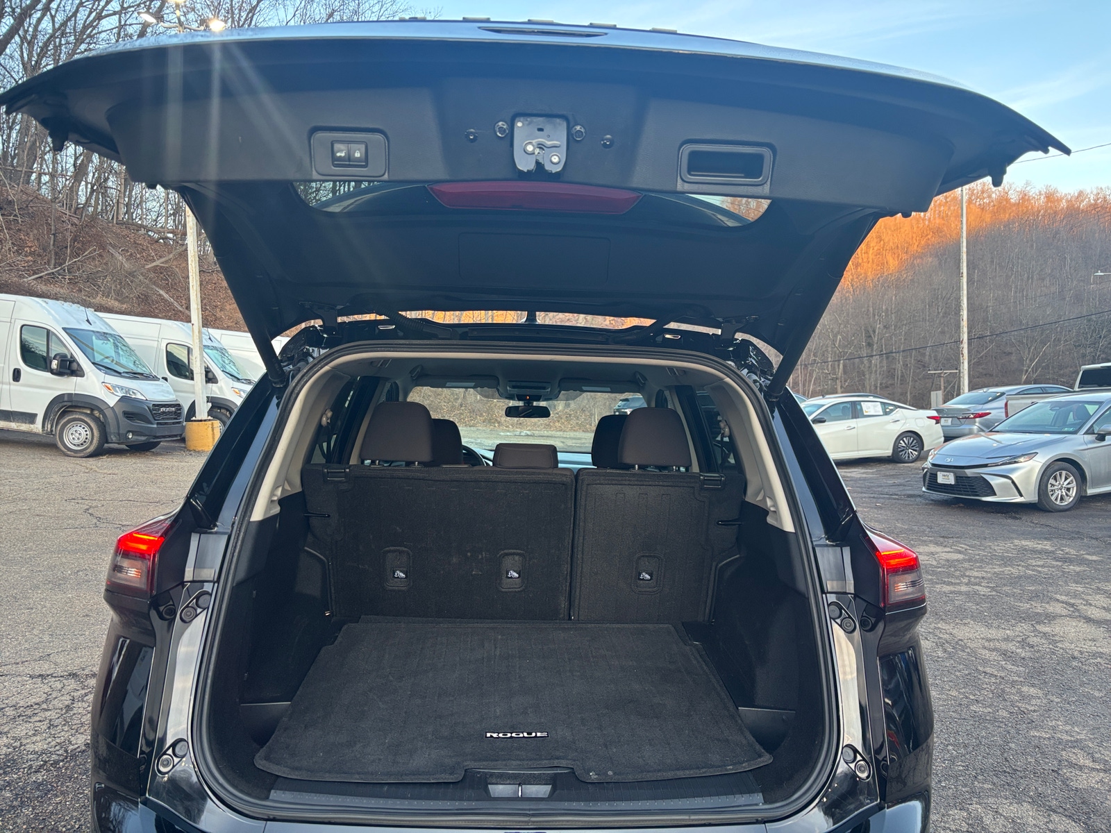 Thumbnail: 2025 Nissan Rogue - 6