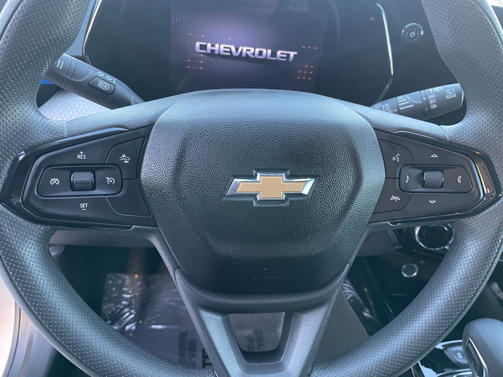 Thumbnail: 2025 Chevrolet Trax - 4