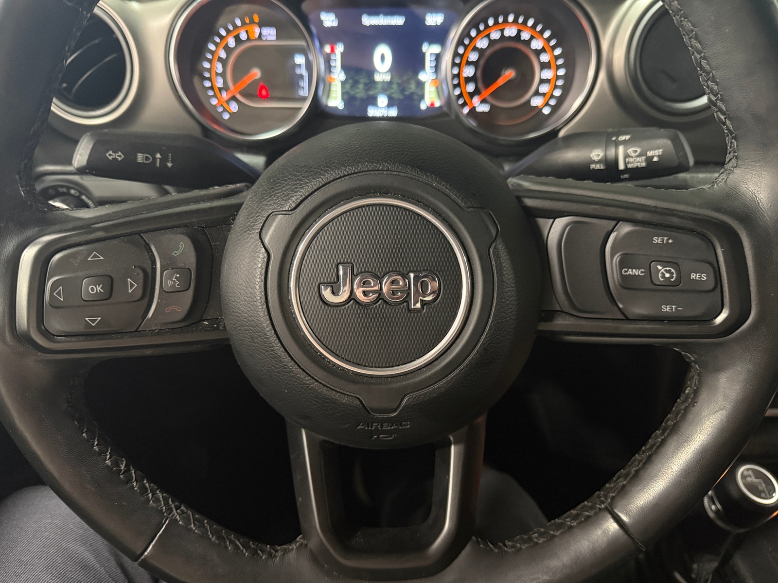 Thumbnail: 2022 Jeep Gladiator - 5