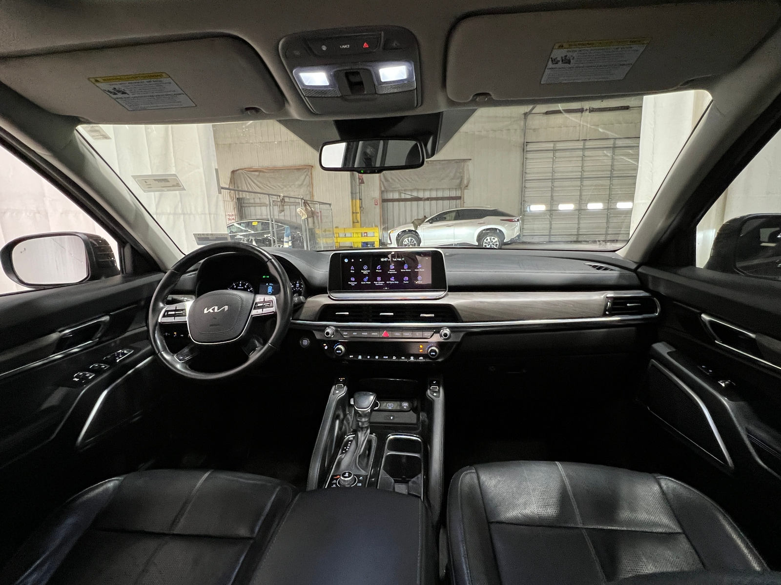 Thumbnail: 2022 Kia Telluride - 2