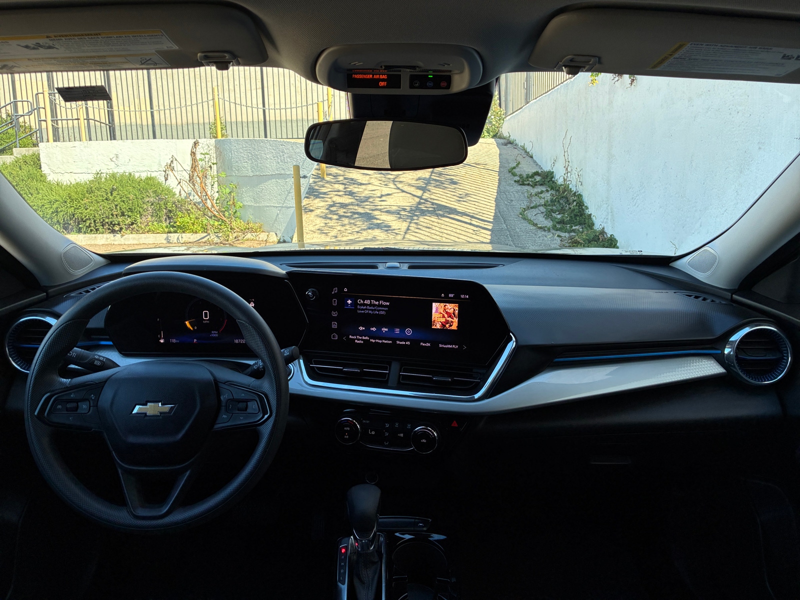 Thumbnail: 2025 Chevrolet Trax - 3