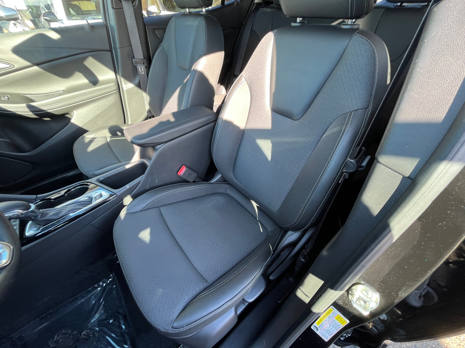 Thumbnail: 2025 Buick Encore GX - 2