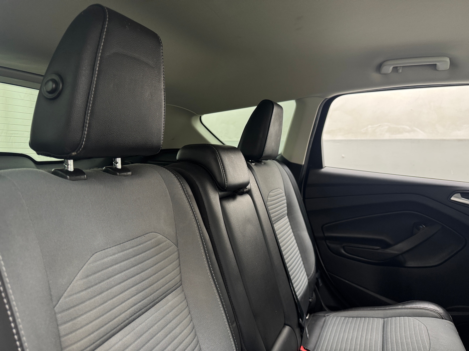 Thumbnail: 2019 Ford Escape - 6