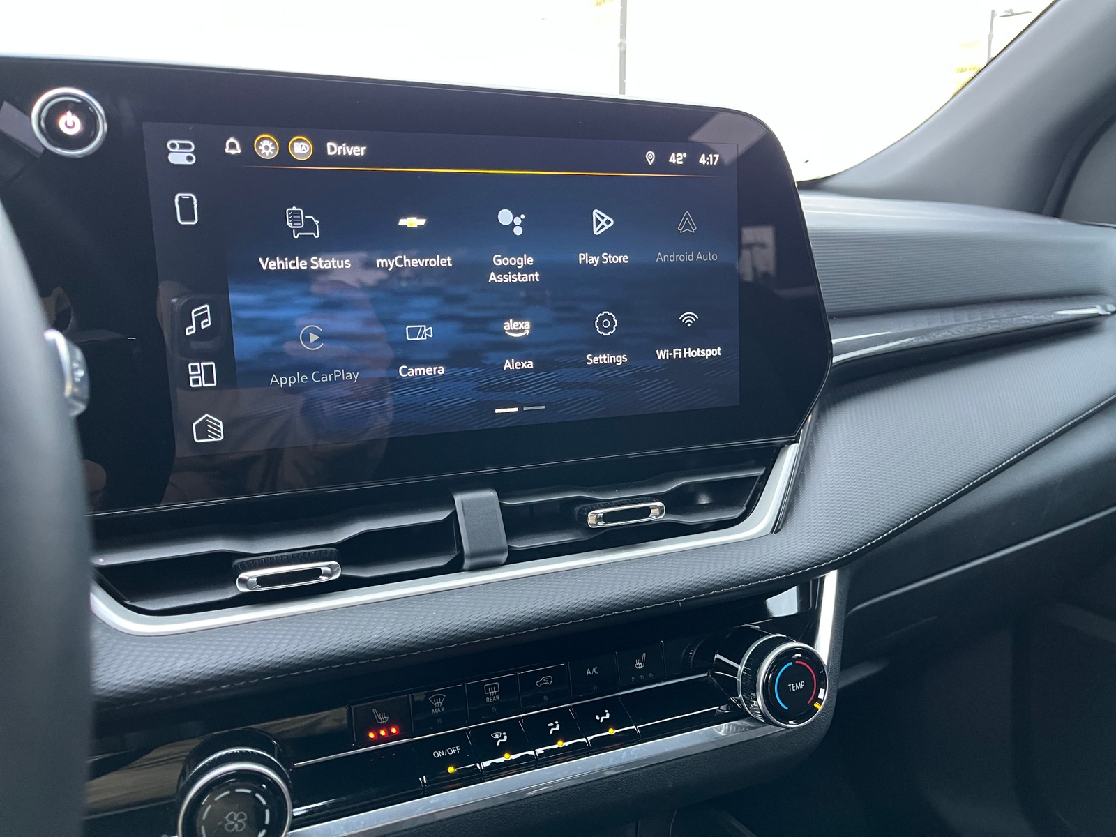 Thumbnail: 2025 Chevrolet Equinox - 4