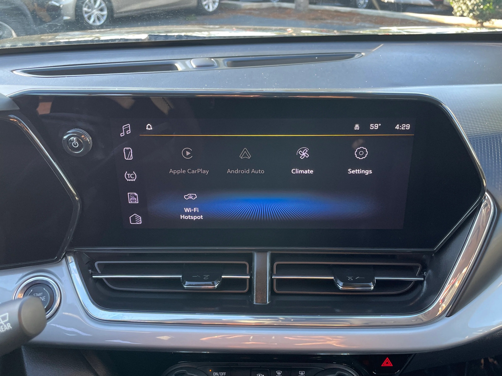 Thumbnail: 2025 Chevrolet Trax - 4