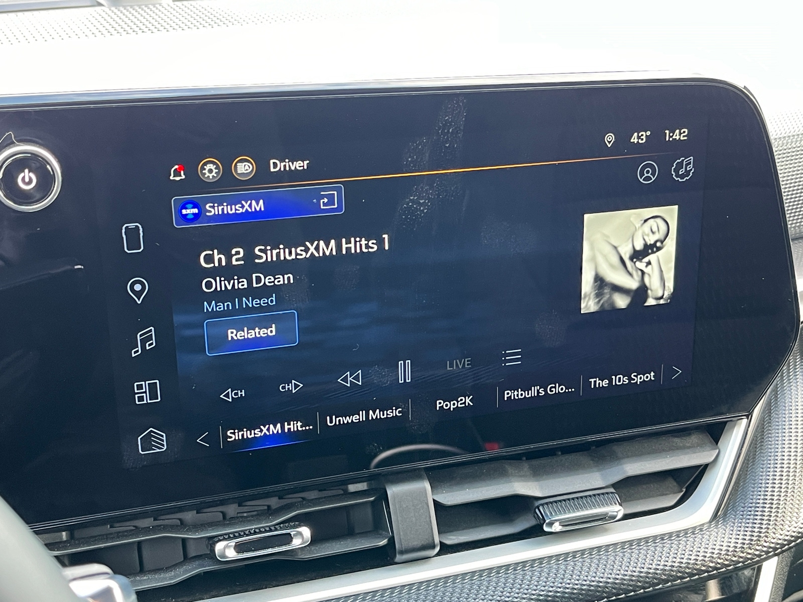 Thumbnail: 2025 Chevrolet Equinox - 4