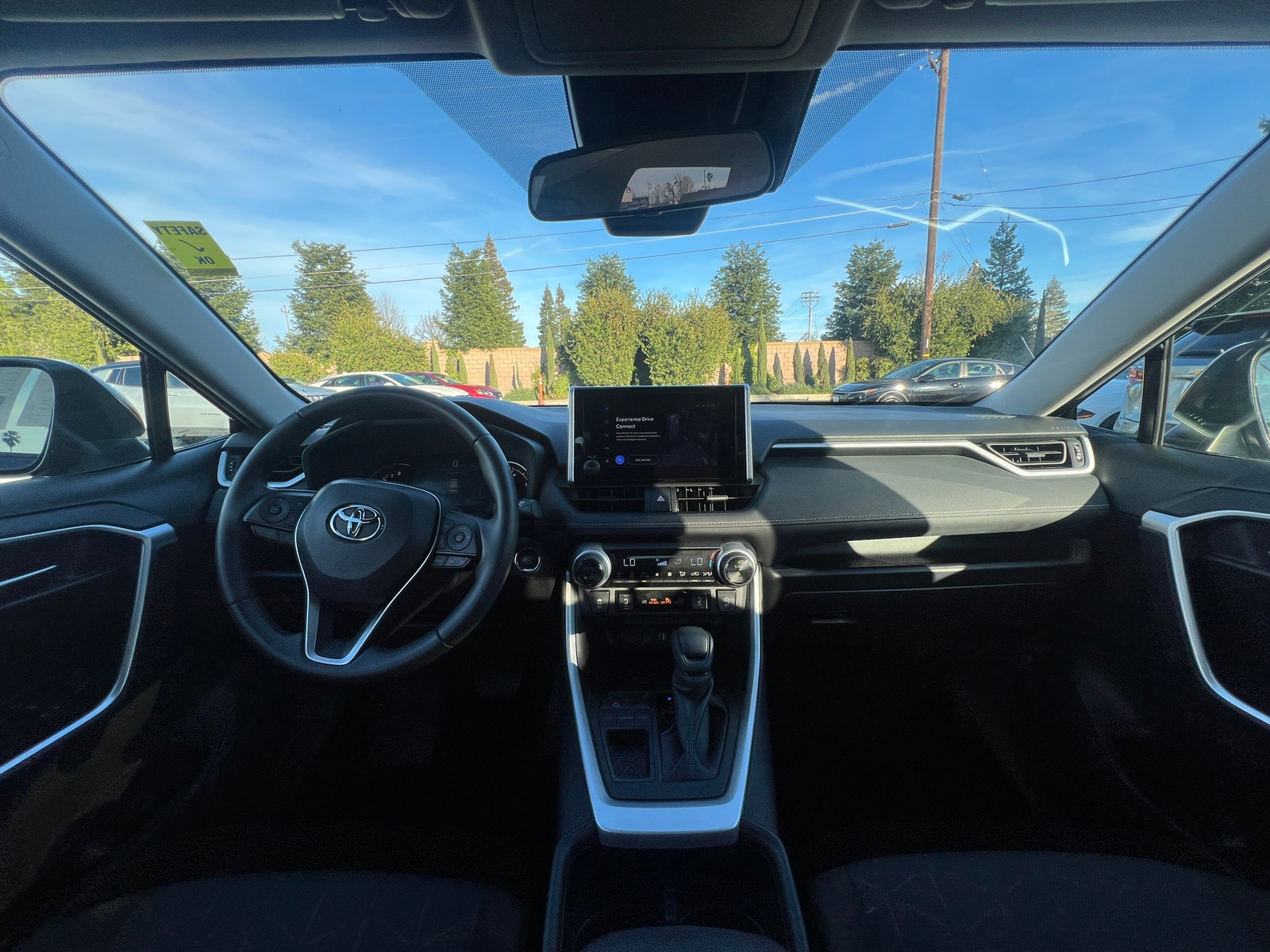 Thumbnail: 2025 Toyota RAV4 - 3