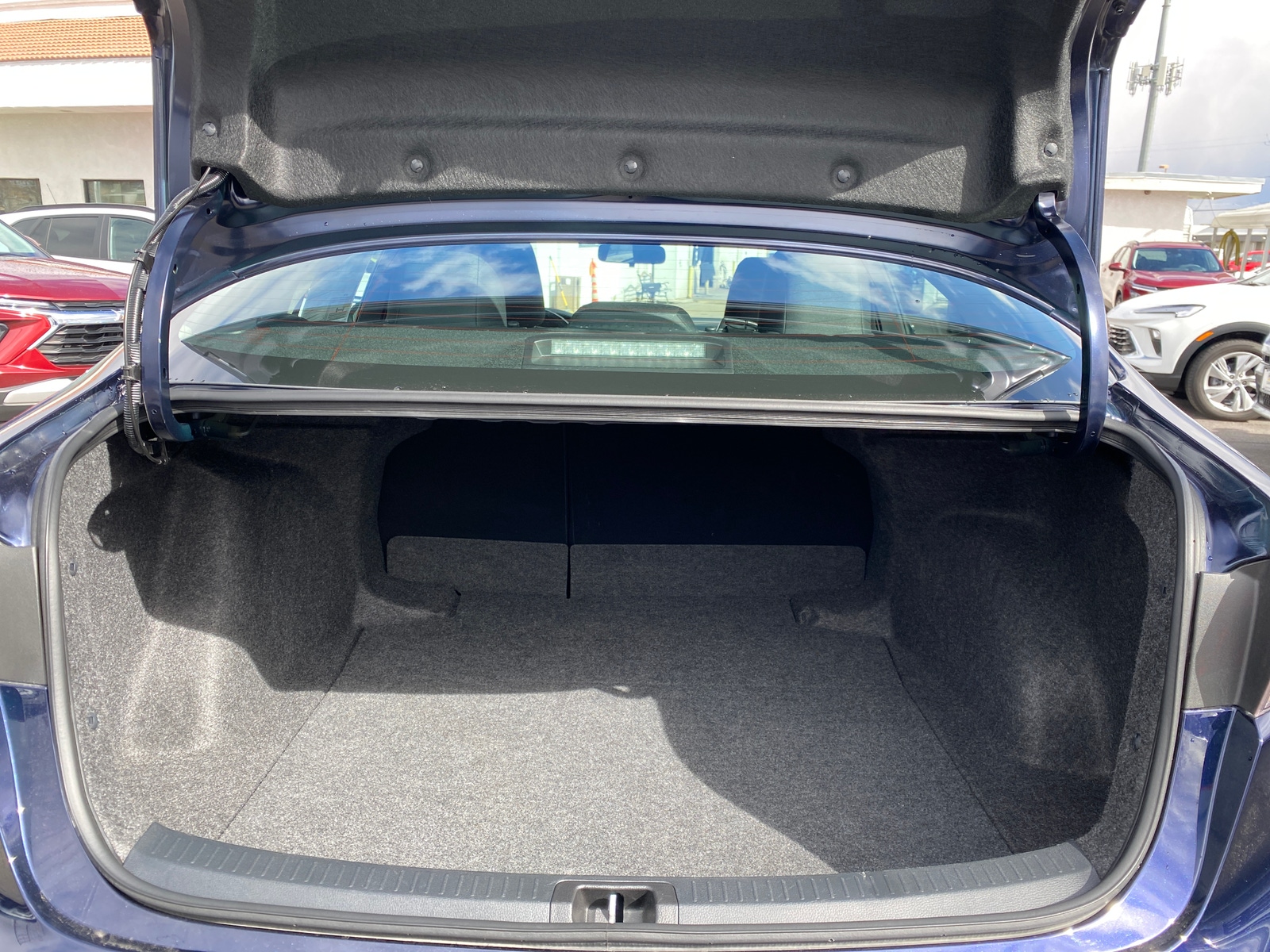 Thumbnail: 2025 Toyota Corolla - 6