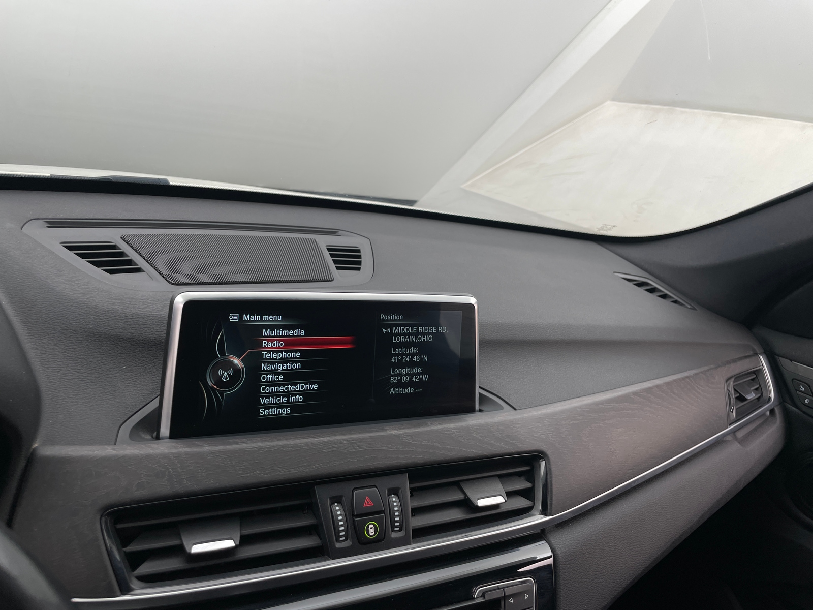 Thumbnail: 2016 BMW X1 - 3