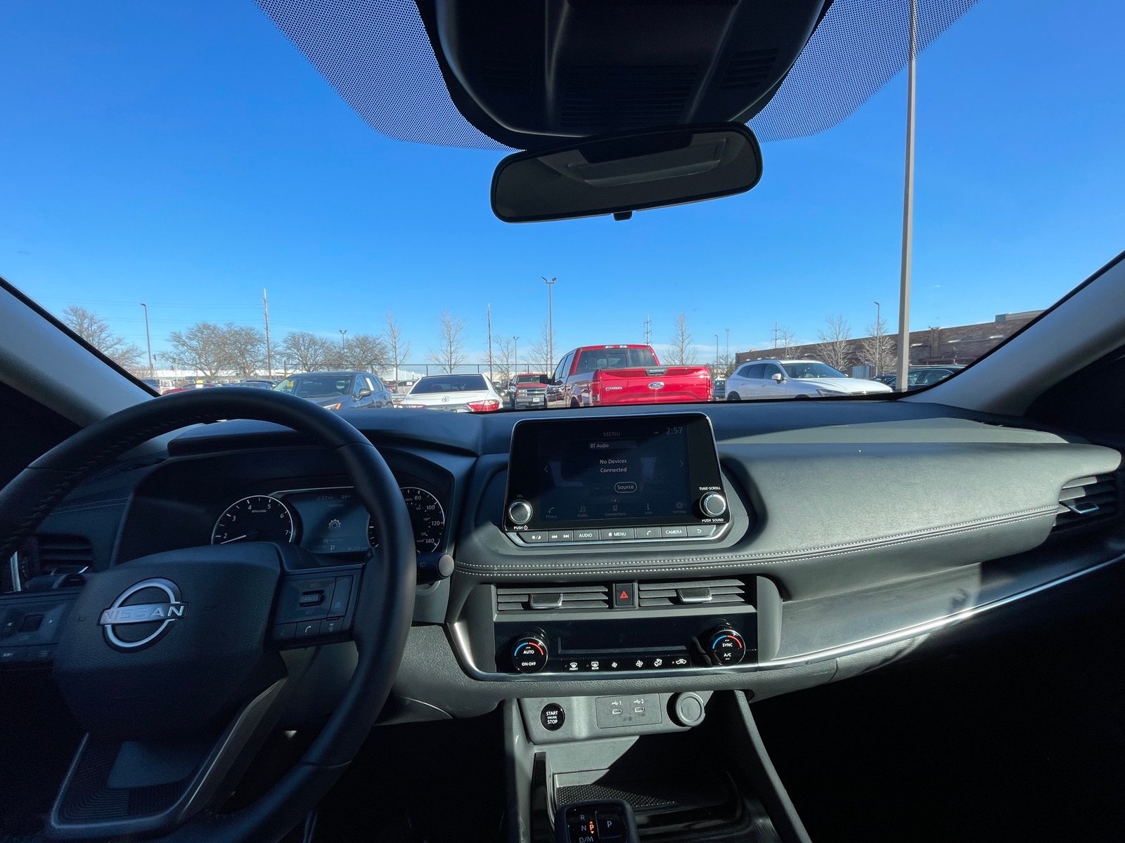 Thumbnail: 2025 Nissan Rogue - 3