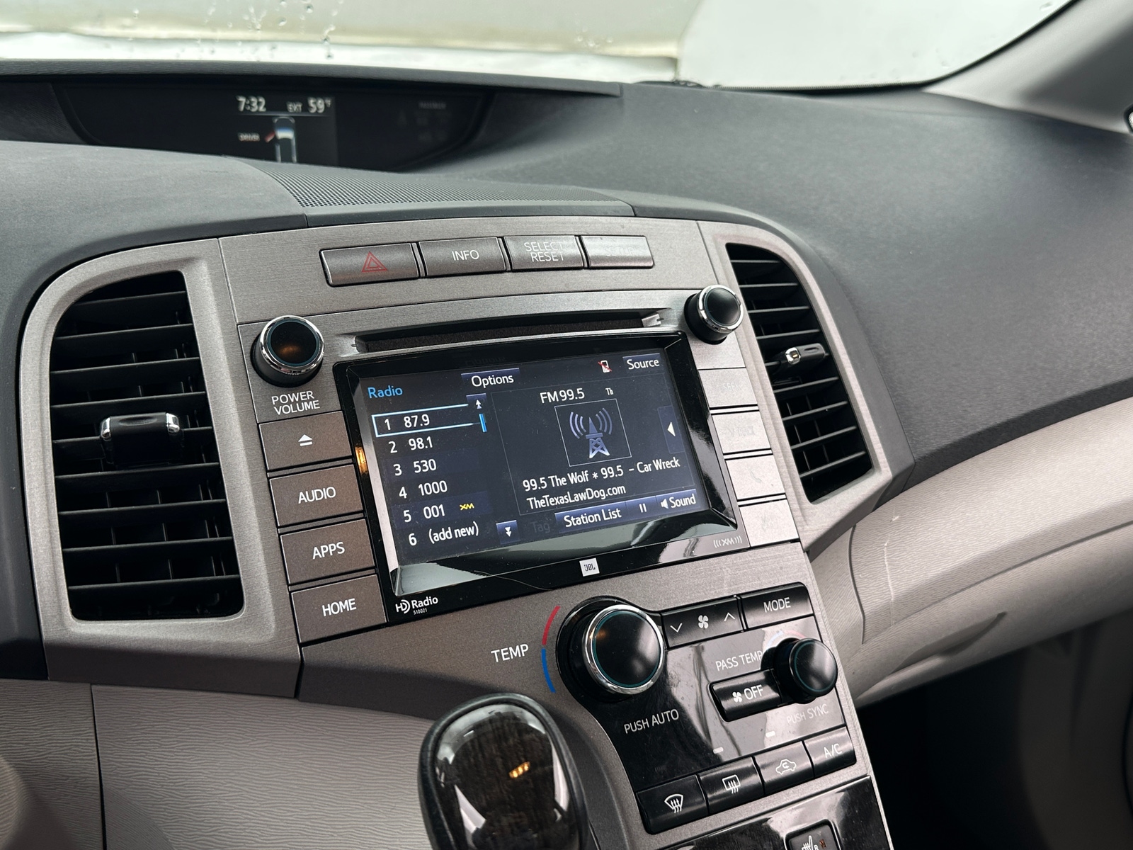 Thumbnail: 2015 Toyota Venza - 3