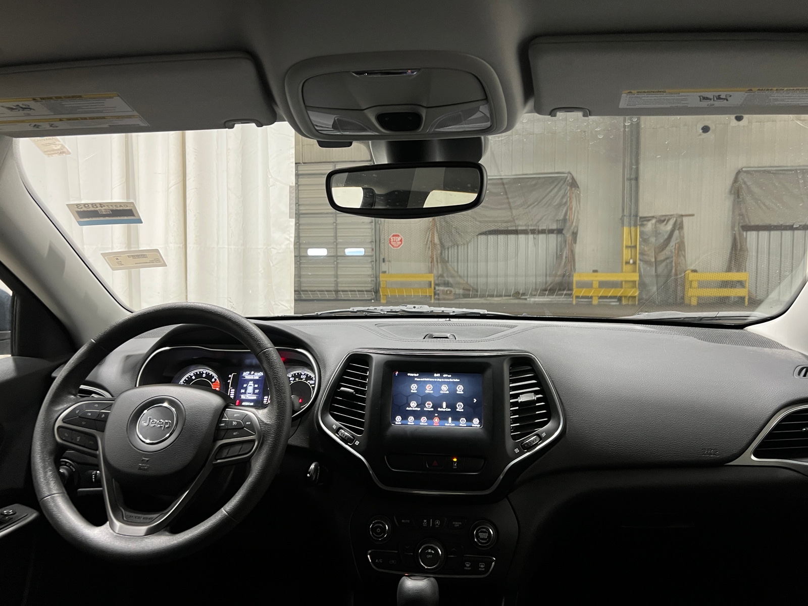 Thumbnail: 2021 Jeep Cherokee - 3