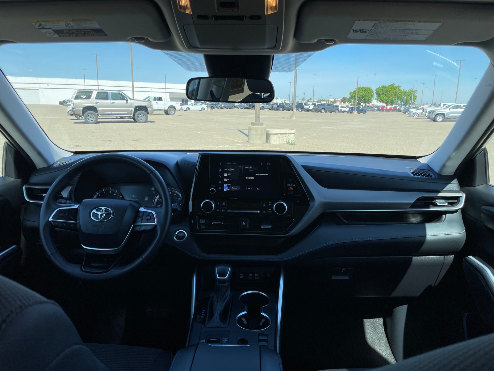 Thumbnail: 2025 Toyota Highlander - 3