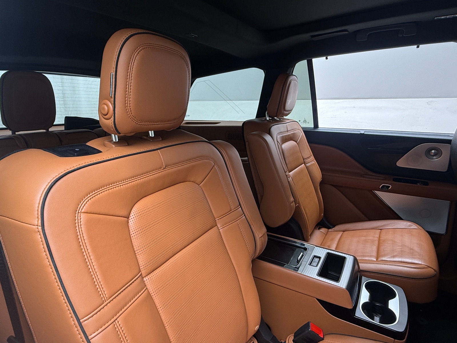 Thumbnail: 2020 Lincoln Aviator - 5