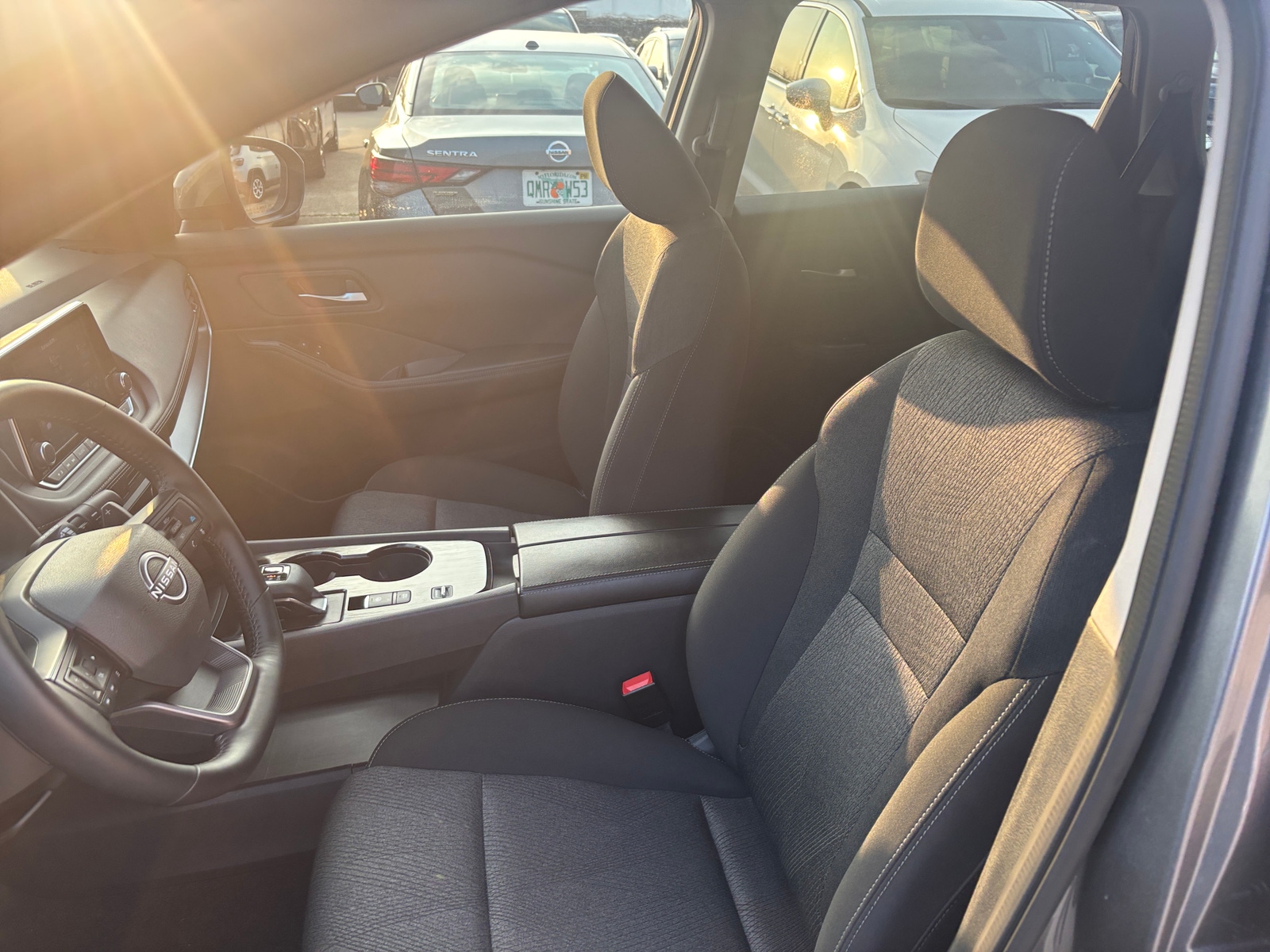 Thumbnail: 2025 Nissan Rogue - 2