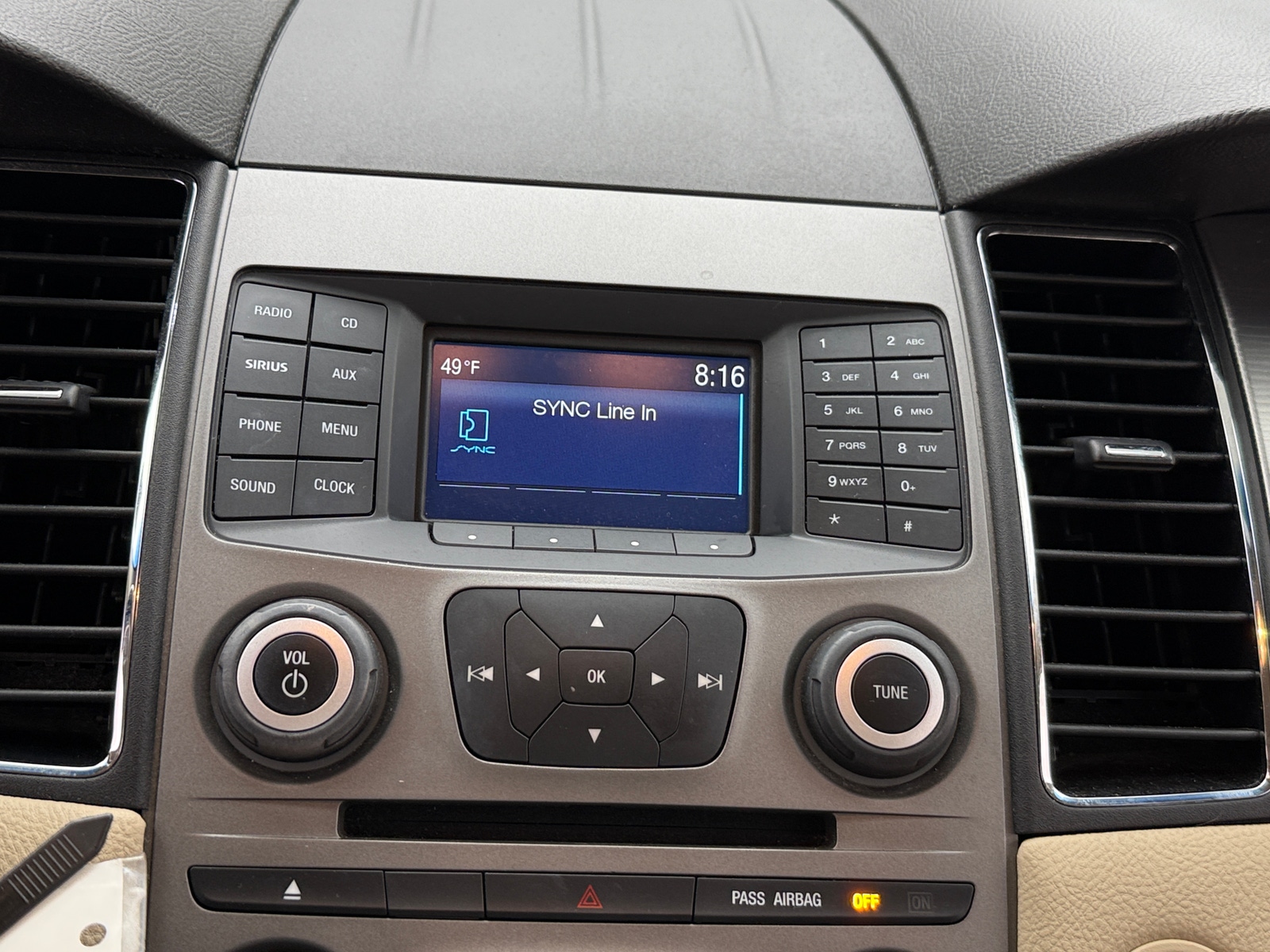 Thumbnail: 2015 Ford Taurus - 4