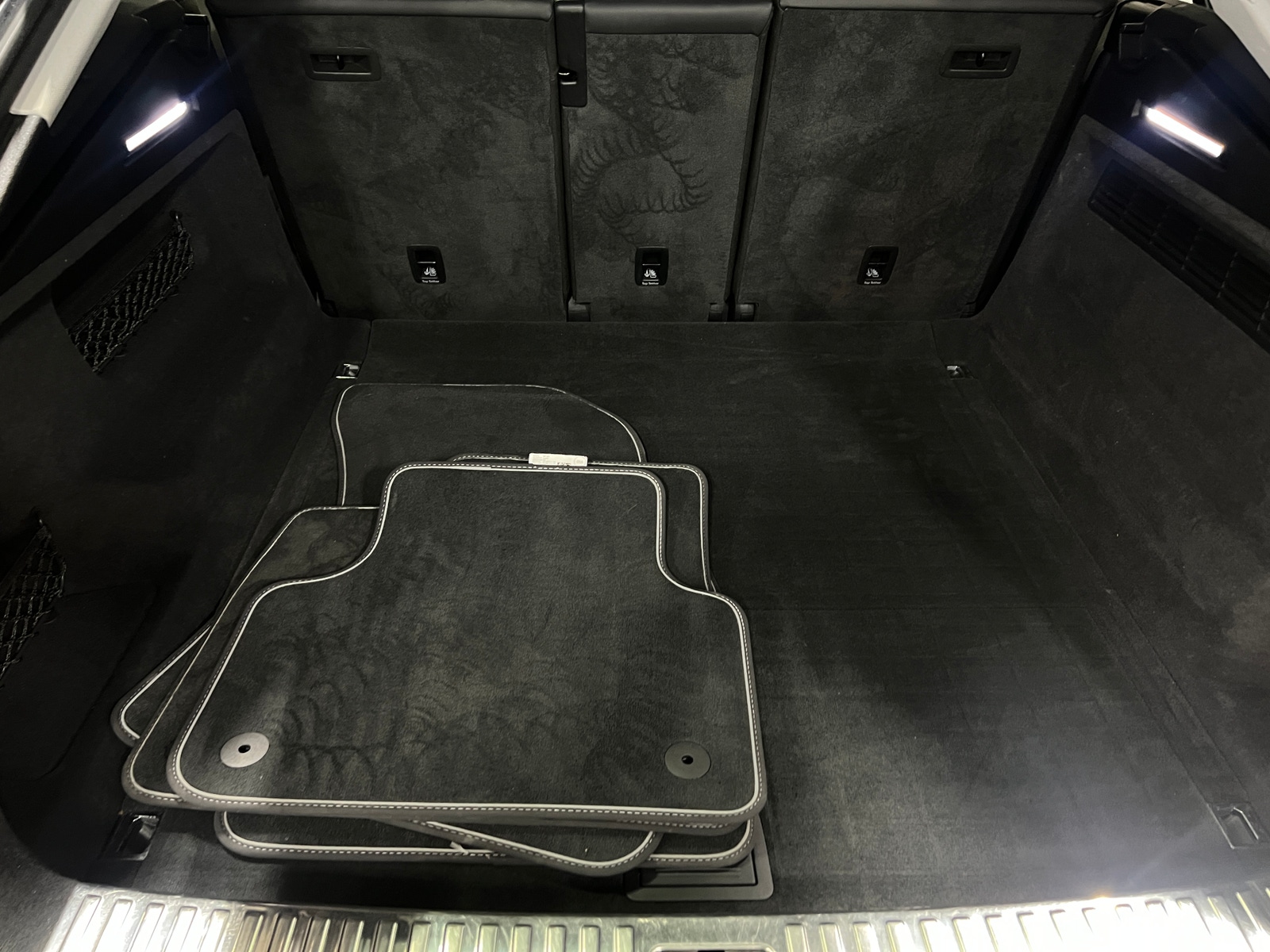 Thumbnail: 2019 Audi Q8 - 6