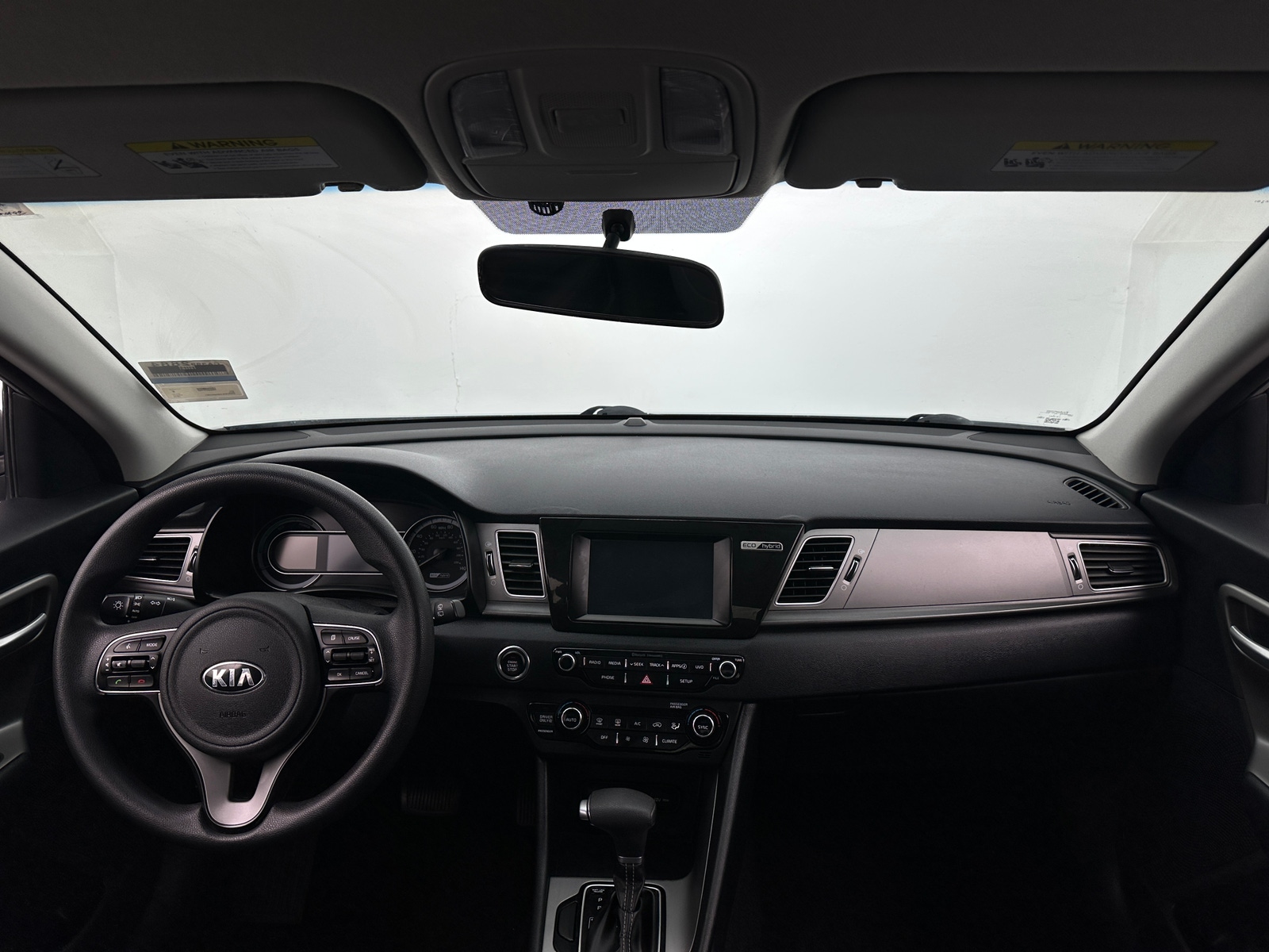 Thumbnail: 2019 Kia Niro - 3