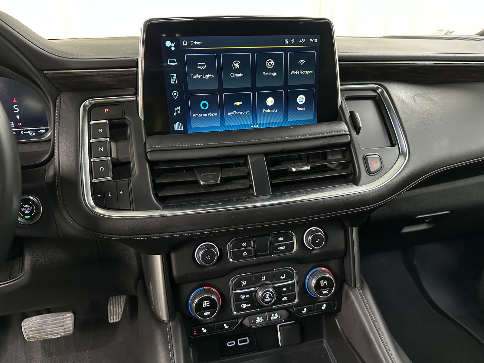 Thumbnail: 2024 Chevrolet Tahoe - 3